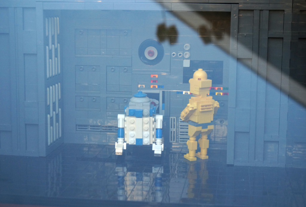LEGO Star Wars R2D2 and C3PO
