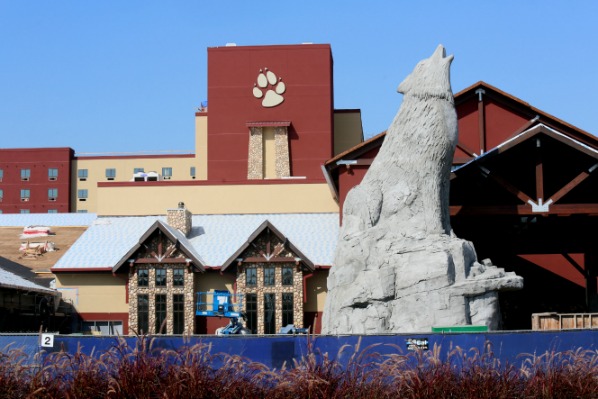Great Wolf Lodge External View
