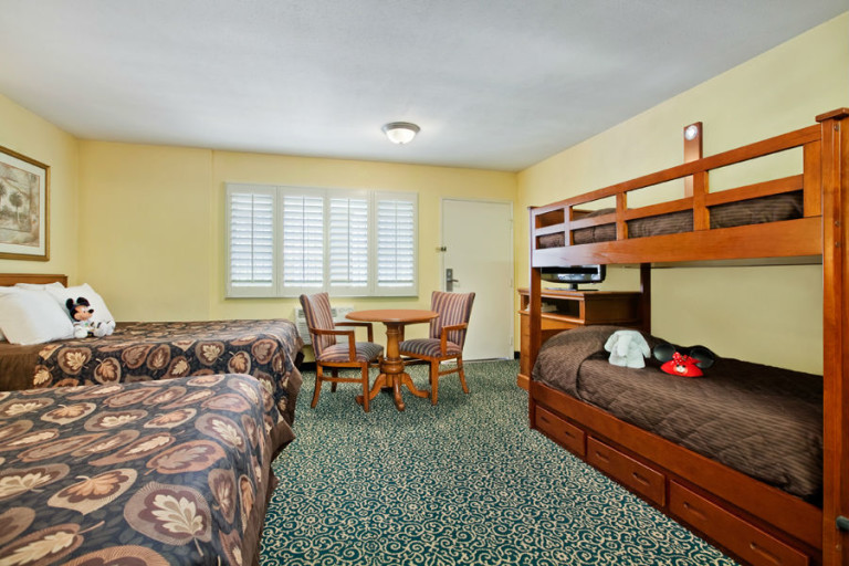18 Family Friendly Hotels With Bunks Beds Near Disneyland Family