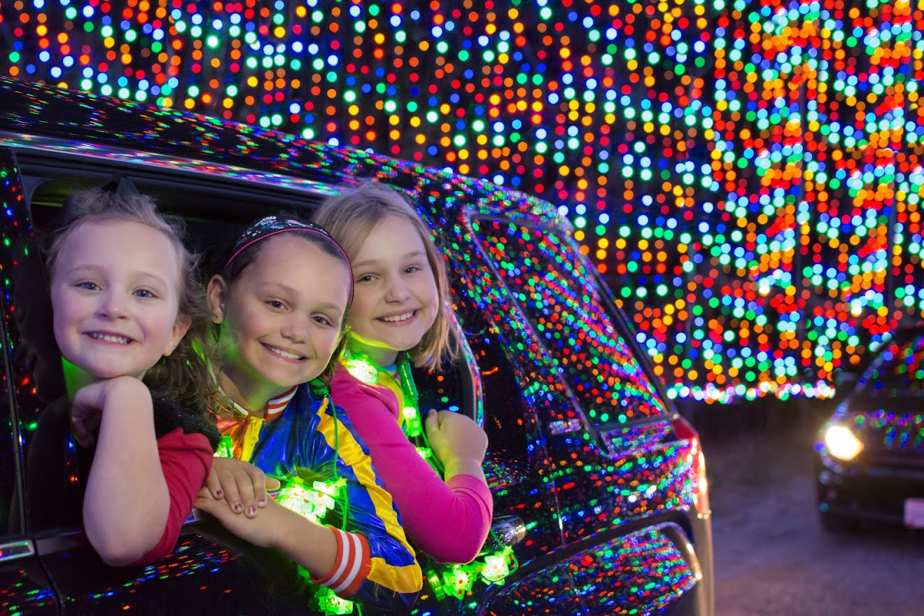Twinsburg Oh Christmas Lights 2022 Magic Of Lights At Angel Stadium - Family Review Guide