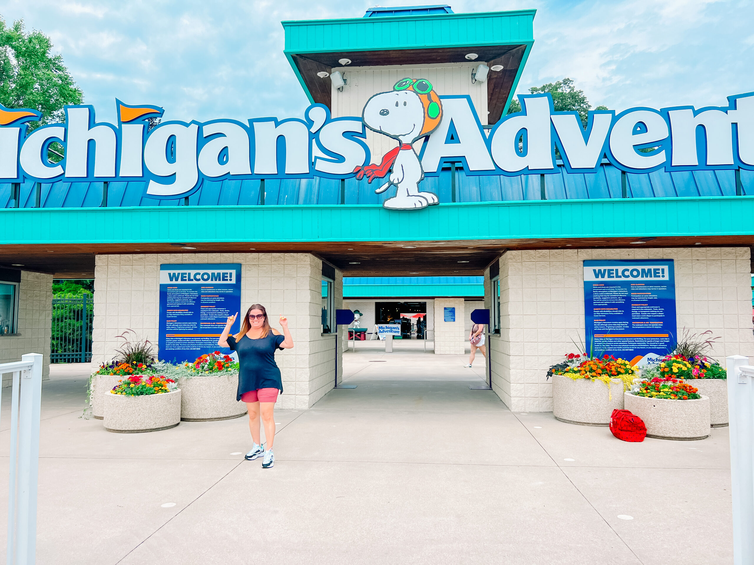 Guide To Covering Michigan's Adventure in 1 day Family Review Guide